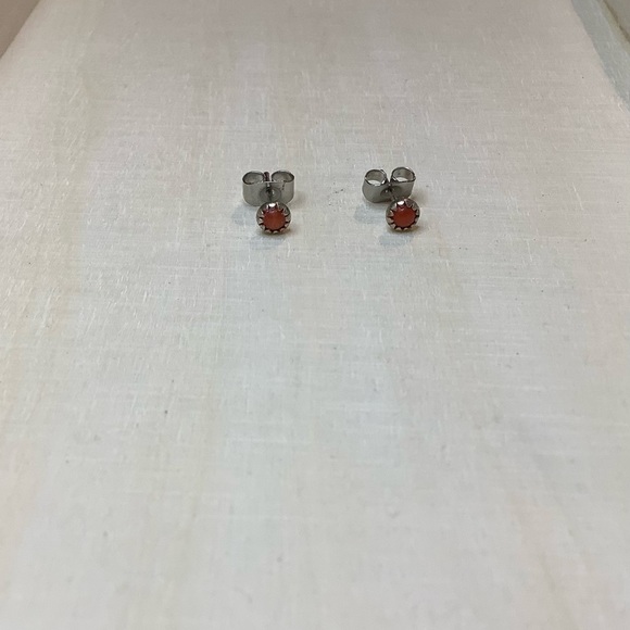 NEW Vintage sterling Silver mini earrings - Picture 6 of 7